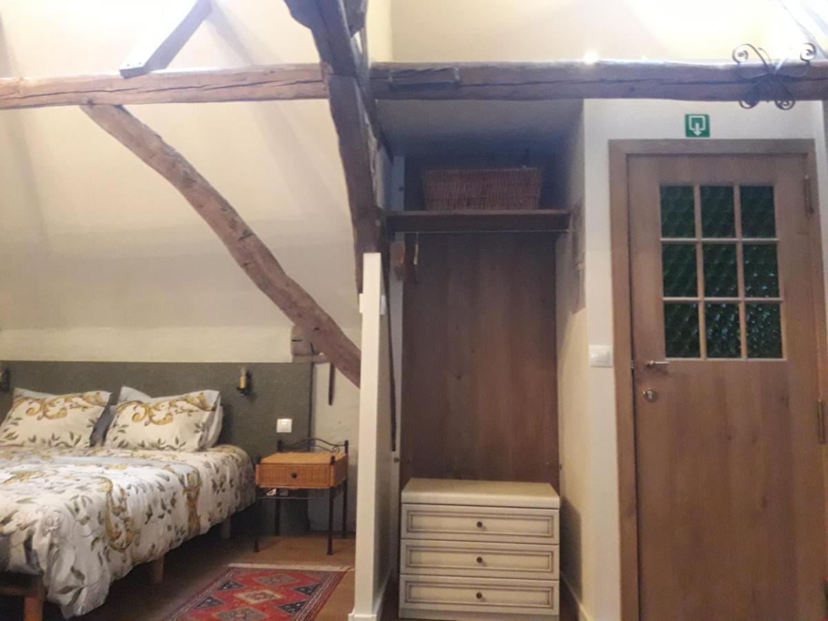 ブルージュ Butterfly Bed & Breakfast エクステリア 写真